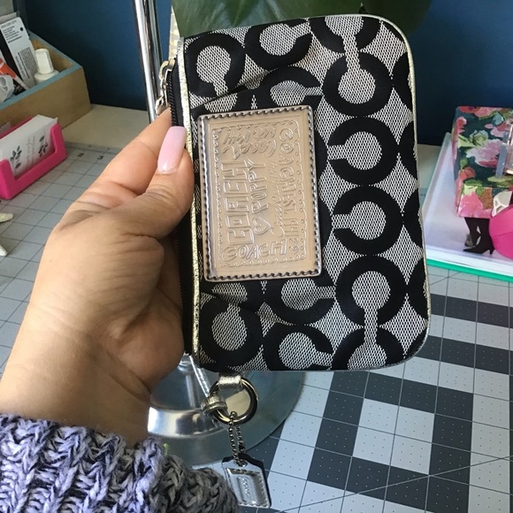 Coach Logo Poppy Canvas Wristlet Wallet Silver & Brown Monogram Pouch - Picture 6 of 9